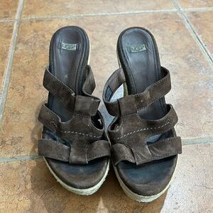 Ugg Tawnie brown suede espadrille wedges size 9
